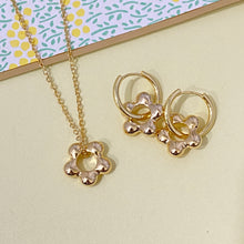 Donut Flower Necklace 甜甜圈花兒項鍊