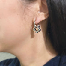 Donut Flower Earrings 甜甜圈花兒925耳環/耳夾