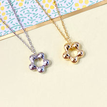 Donut Flower Necklace 甜甜圈花兒項鍊