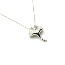Ginkgo 18K White Gold Necklace