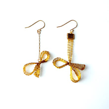 Bow Earrings (Gold)