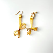 Bow Earrings (Gold)