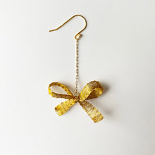 Bow Earrings (Gold)