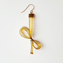 Bow Earrings (Gold)