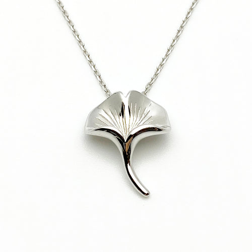 Ginkgo 18K White Gold Necklace