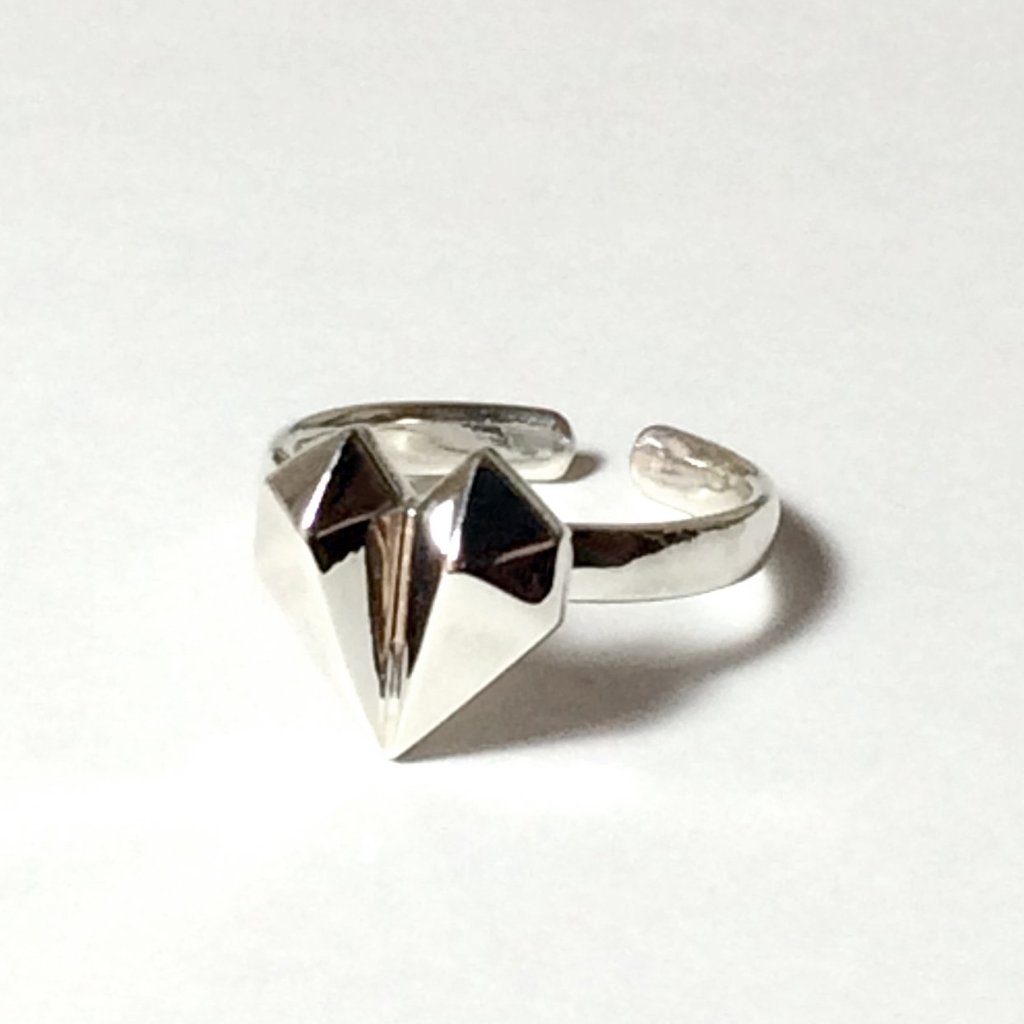Diamond Heart 18K White Gold Ring