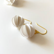 White Collection | ROUND Silver Earrings/ Ear Clips