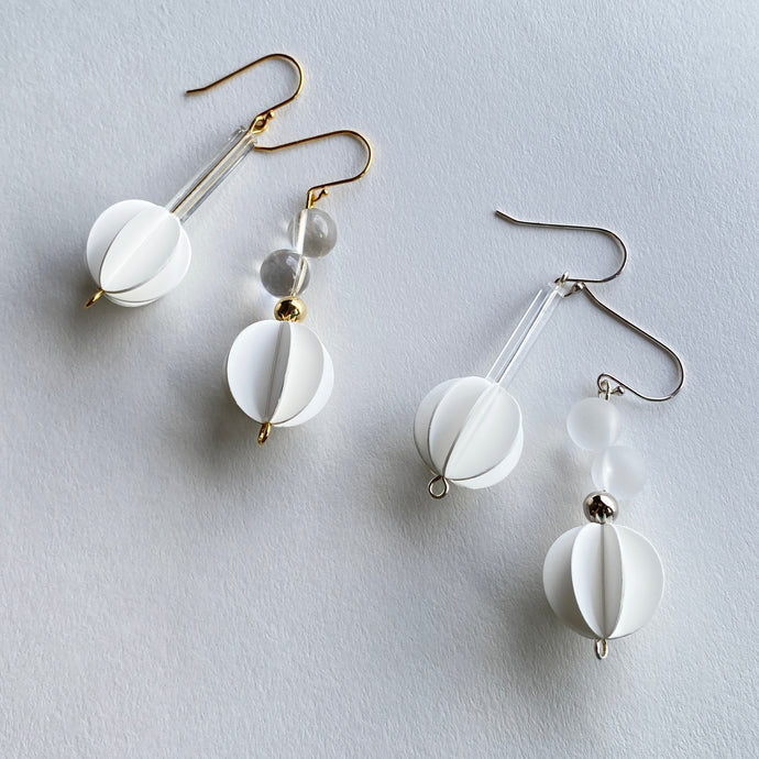 White Space Earrings 留白耳環/耳夾