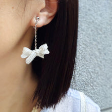 Bow Earrings (White) 銀白色蝴蝶結耳環