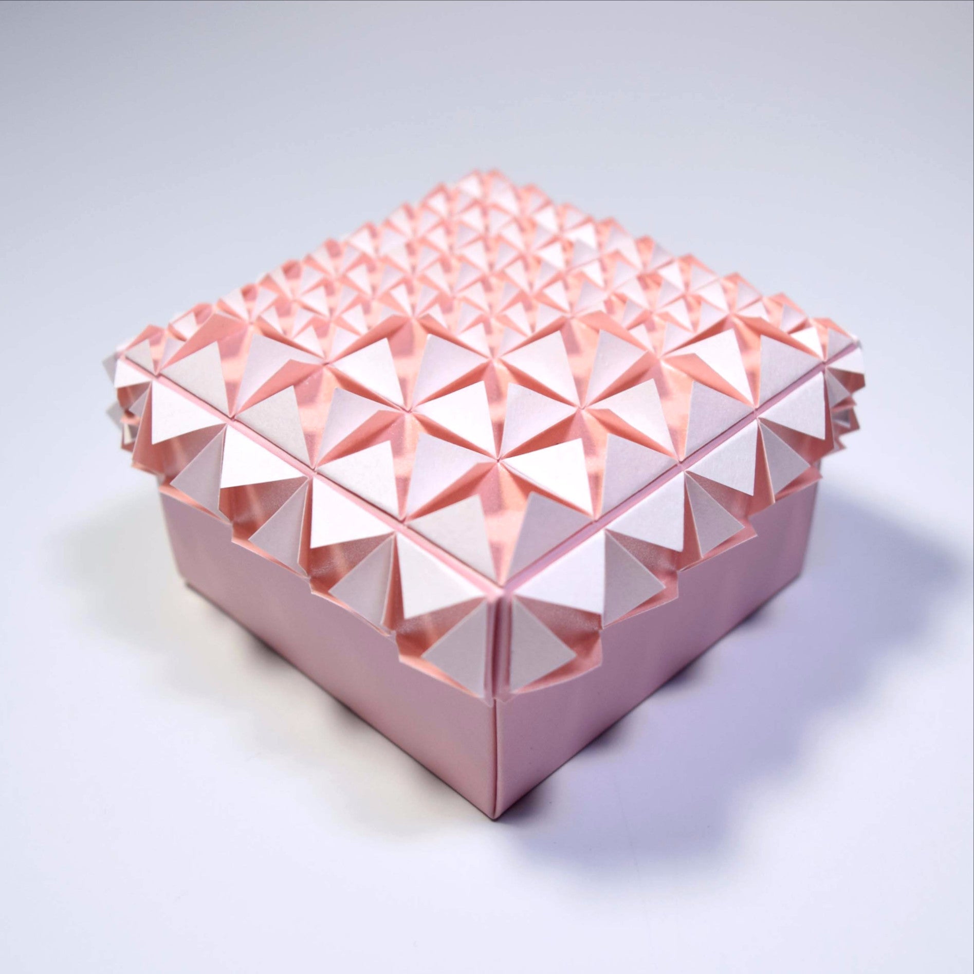 Jewel Box (Pink) – paper diamond